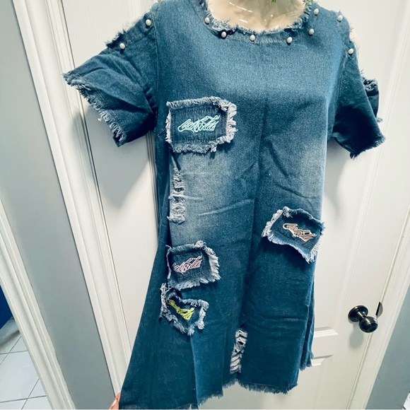 🌸3 for $30 Denim Mini Dress Size M details pearls embroidery distressed jeans - Picture 3 of 15